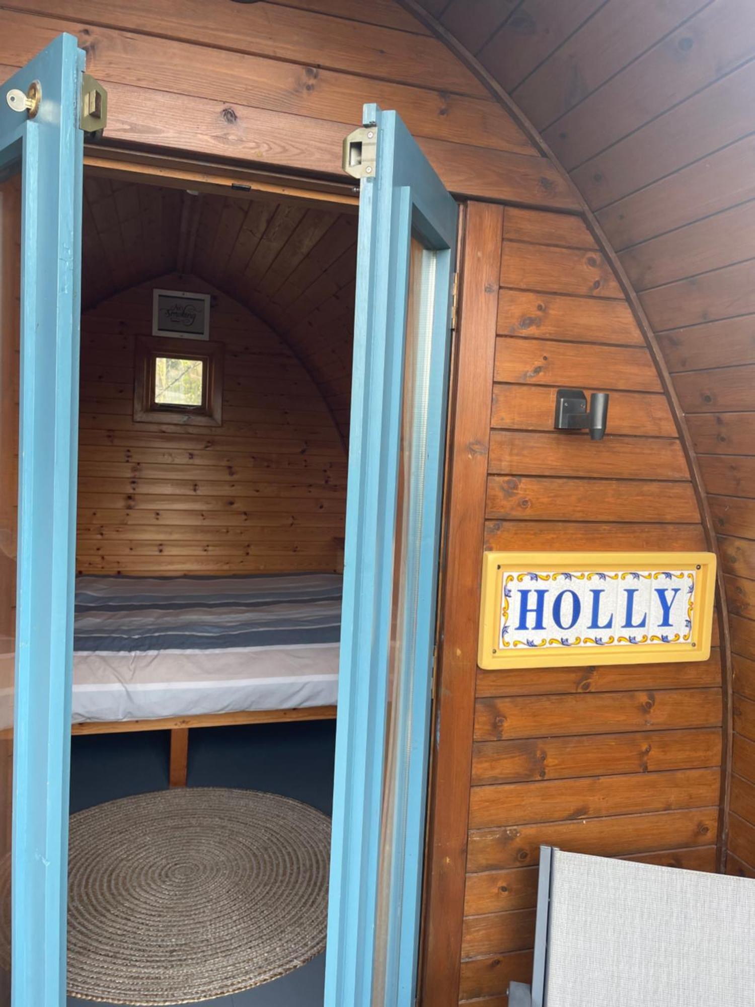 Hotel Glamping In The 2Nd Field Aughrim Exterior foto